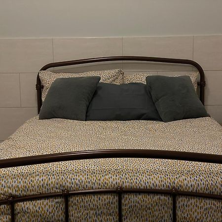 Apartamento Beanies Lornestreet Four Bed House Swindon Exterior foto